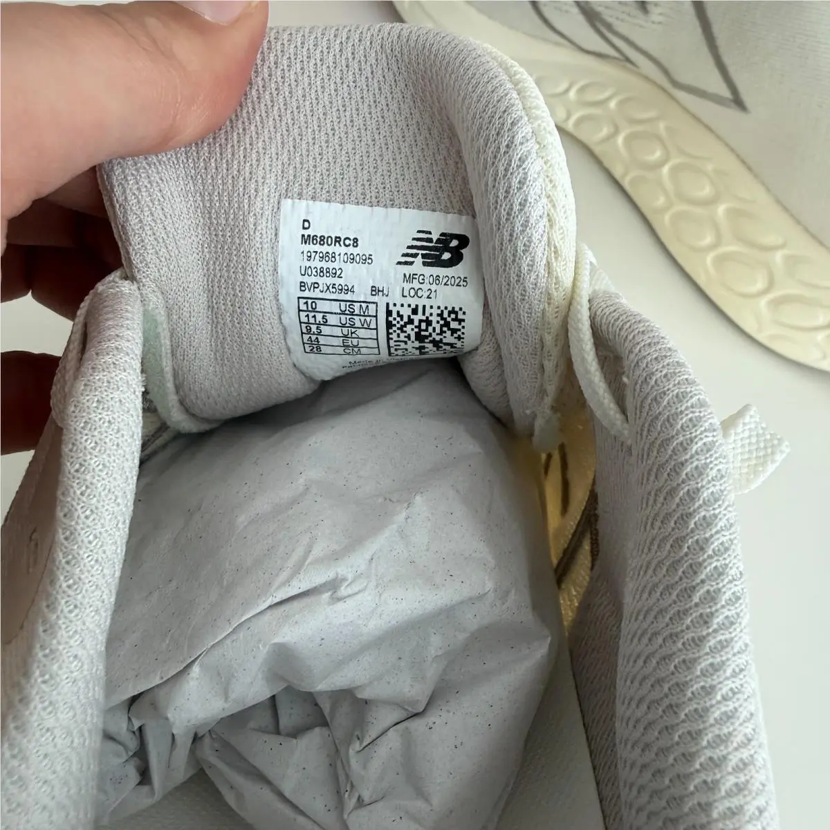 New Balance shoes - New Balance Fresh Foam 680v7 - Beige 5