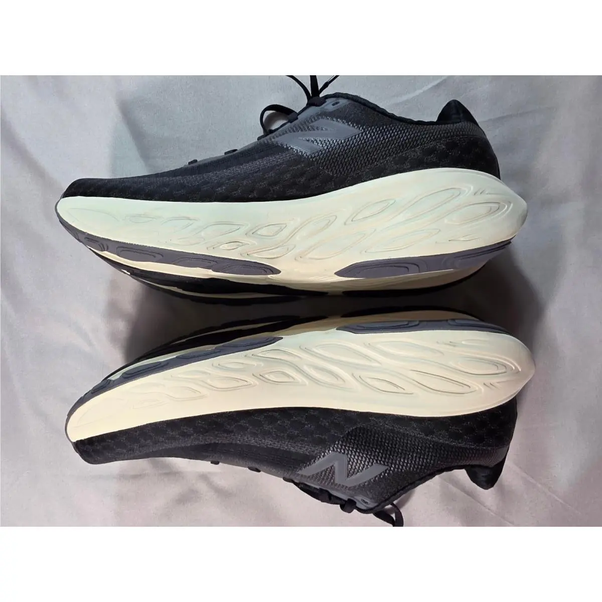 New Balance shoes - Fresh Foam X 1080 v14 - Black 4