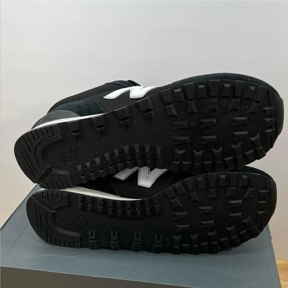 New Balance shoes - Black 8