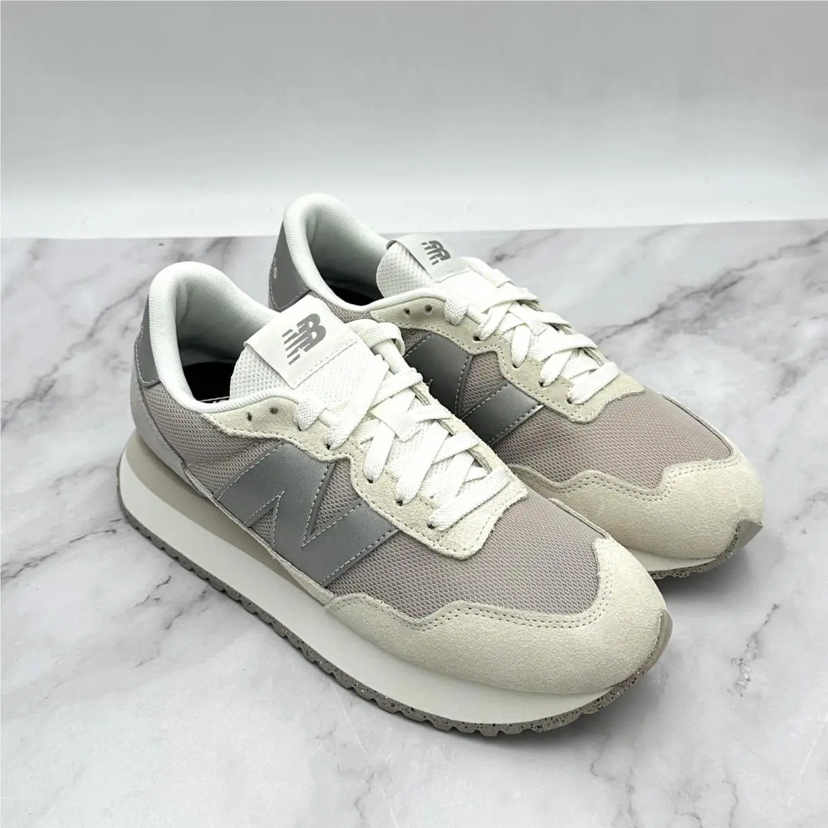 New Balance shoes - New Balance 237 - WS237MSB - Beige 2