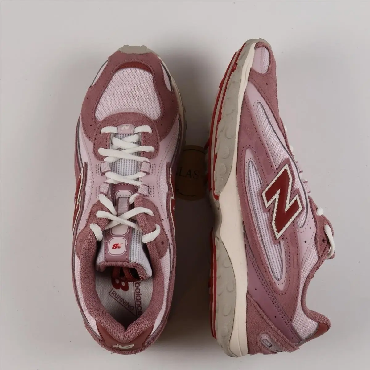 New Balance 204L Running Shoes Pink Suede Mesh Sneakers Size 7.5