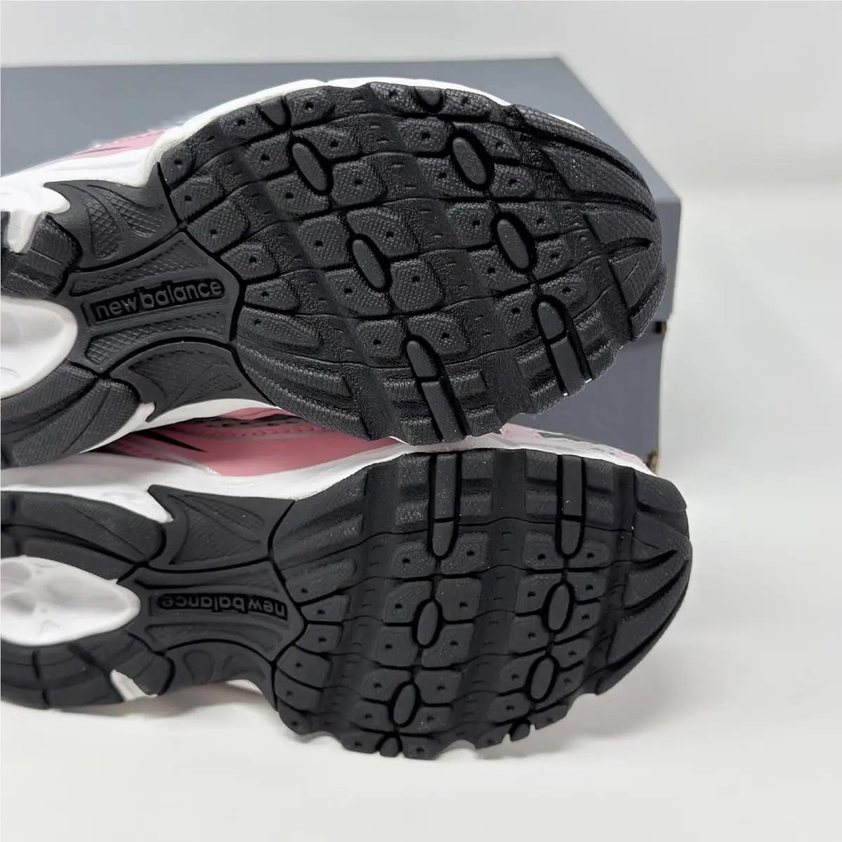 New Balance shoes - New Balance 740 - IZ740DK - Pink (UPC: 0198686816227) 21