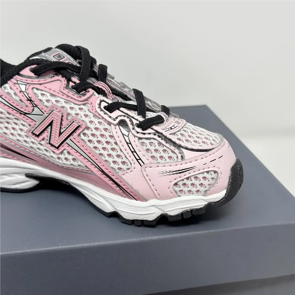New Balance shoes - New Balance 740 - IZ740DK - Pink (UPC: 0198686816227) 4