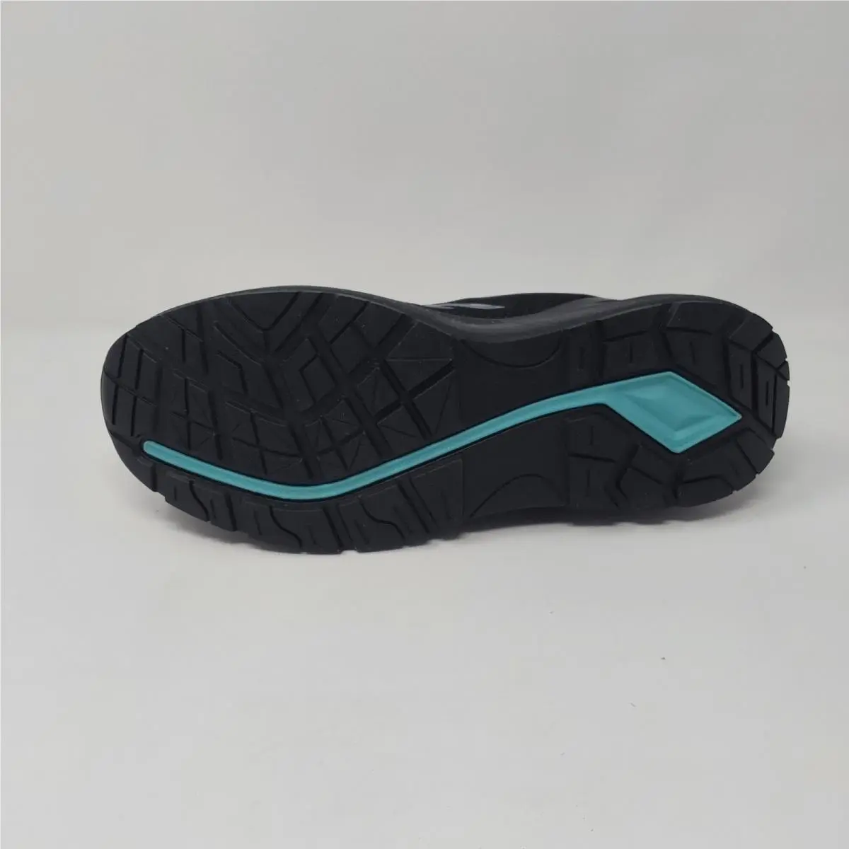 New Balance shoes - New Balance Logic - Logic - WIDLOGIBA-B - Black 9