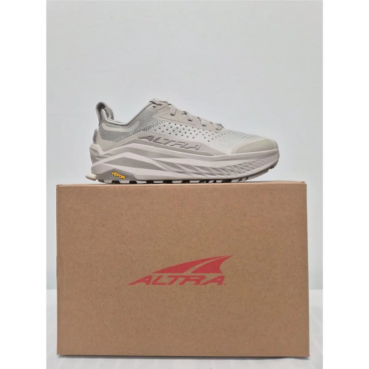 Altra Olympus 6 Men`s Medium Width W/vibram Sole
