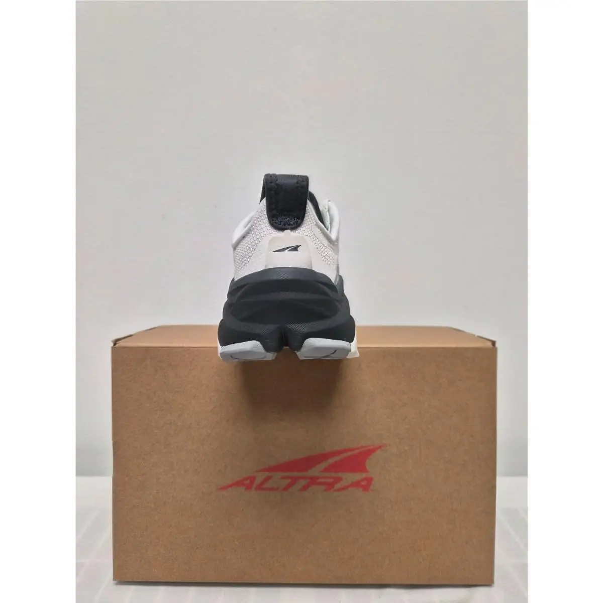 Altra shoes - ALTRA OLYMPUS 6 - OLYMPUS - ALOA85NK220 - Gray 1