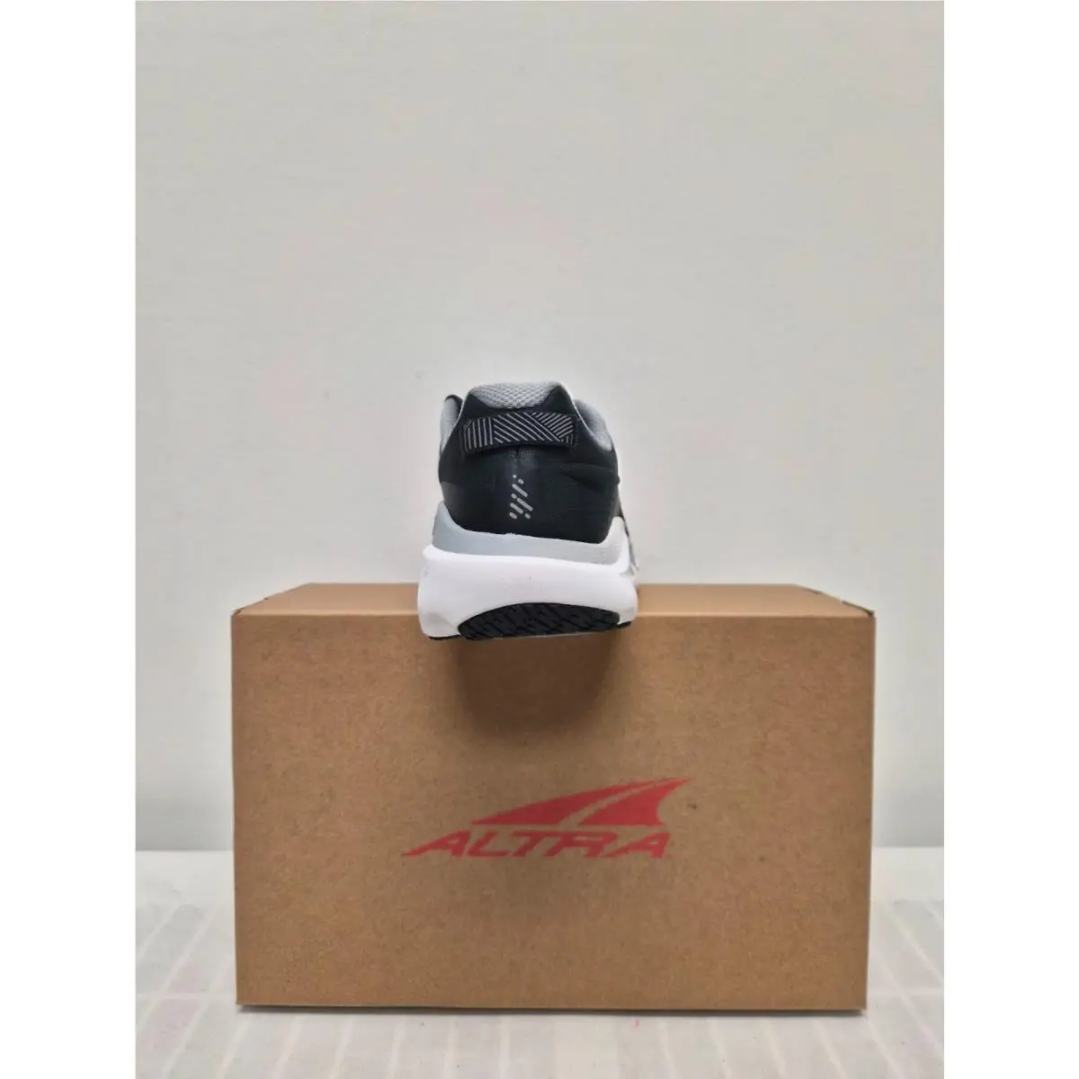 Altra shoes - ALTRA PARADIGM 8 - PARADIGM - ALOA85RQ010 - Black 1