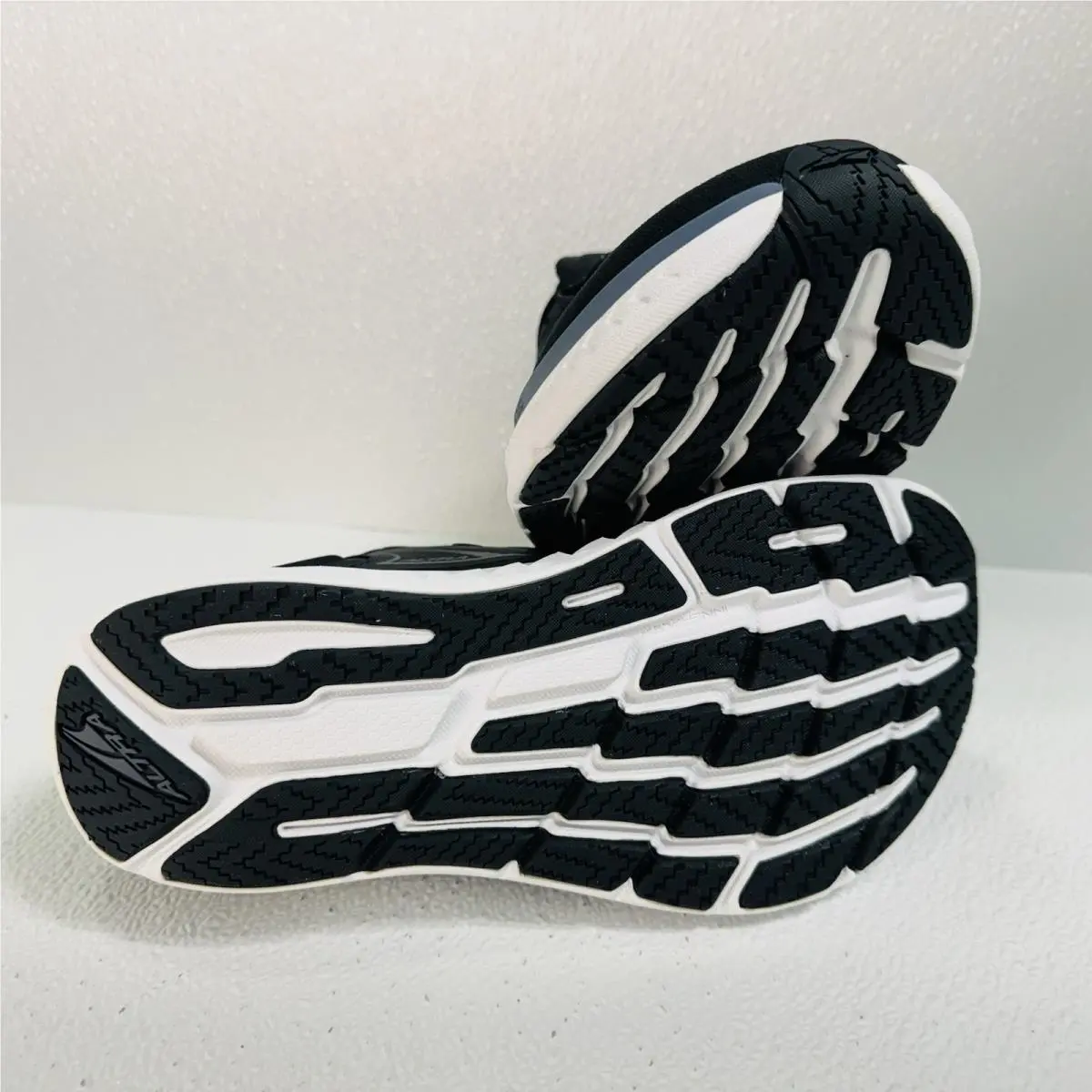 Altra shoes - Altra Torin - Torin - Black (UPC: 196573087743) 4