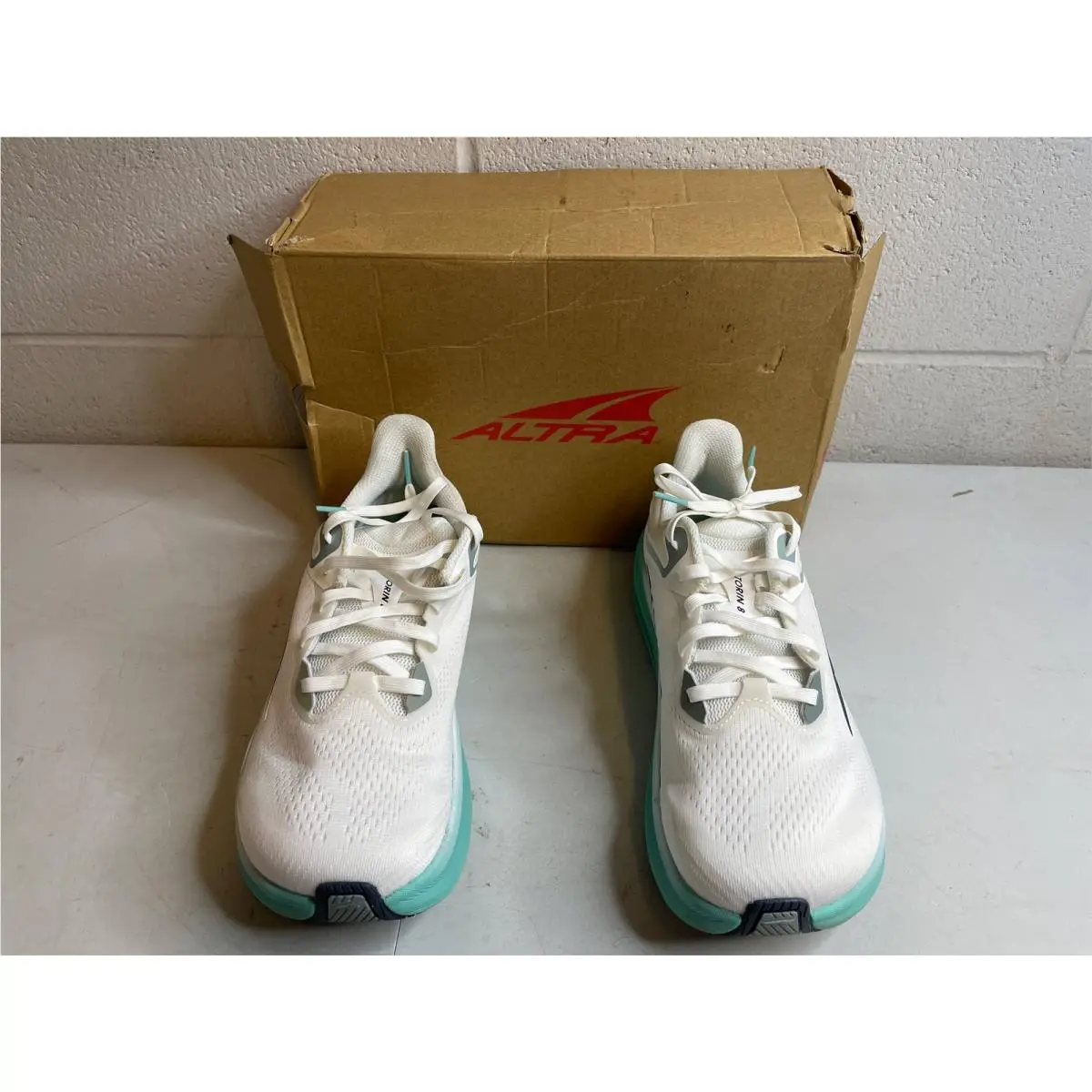 Altra Women`s Torin 8 Gtx Road Running Shoe