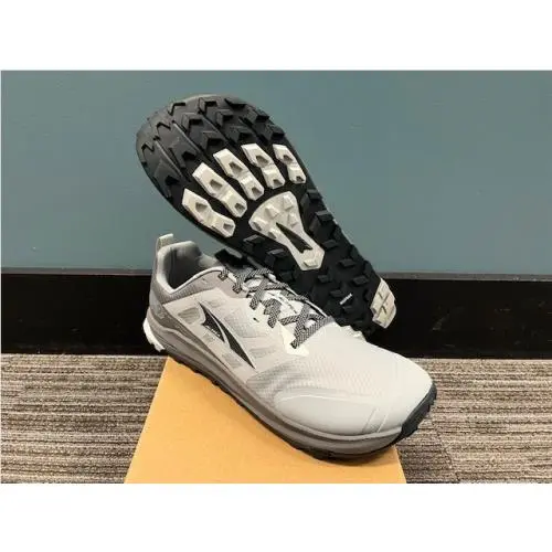 Men`s Size 10 Altra Lone Peak 9 Trail Running Shoes Gray