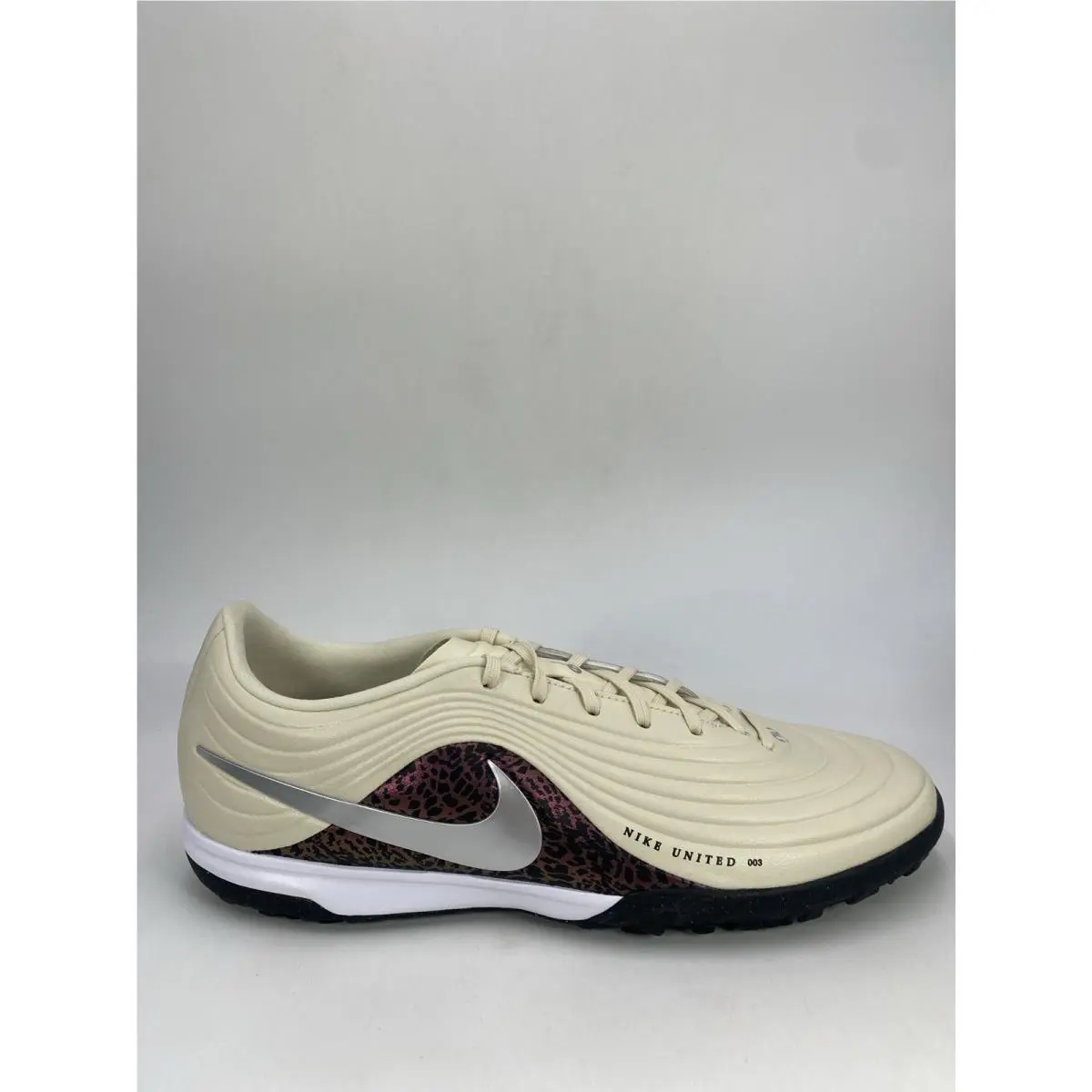 Nike shoes - Nike 3 - IO8462-201 - Fossil/Metallic Silver (UPC: 198729931122) 0