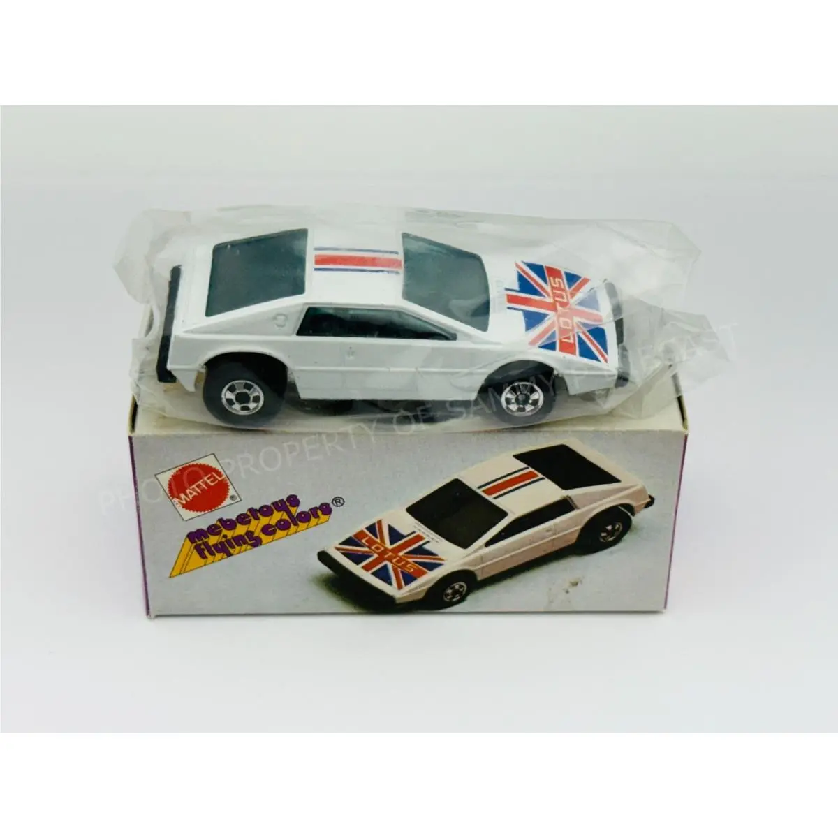 Hot Wheels Mebetoys Blackwall Royal Flash White Flying Colors