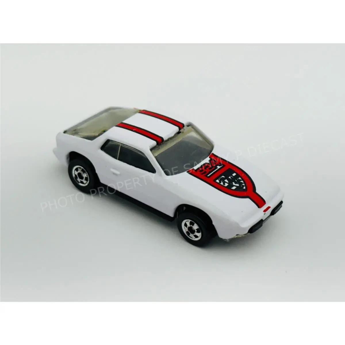 Hot Wheels French Blackwall Upfront 924 White Made in France