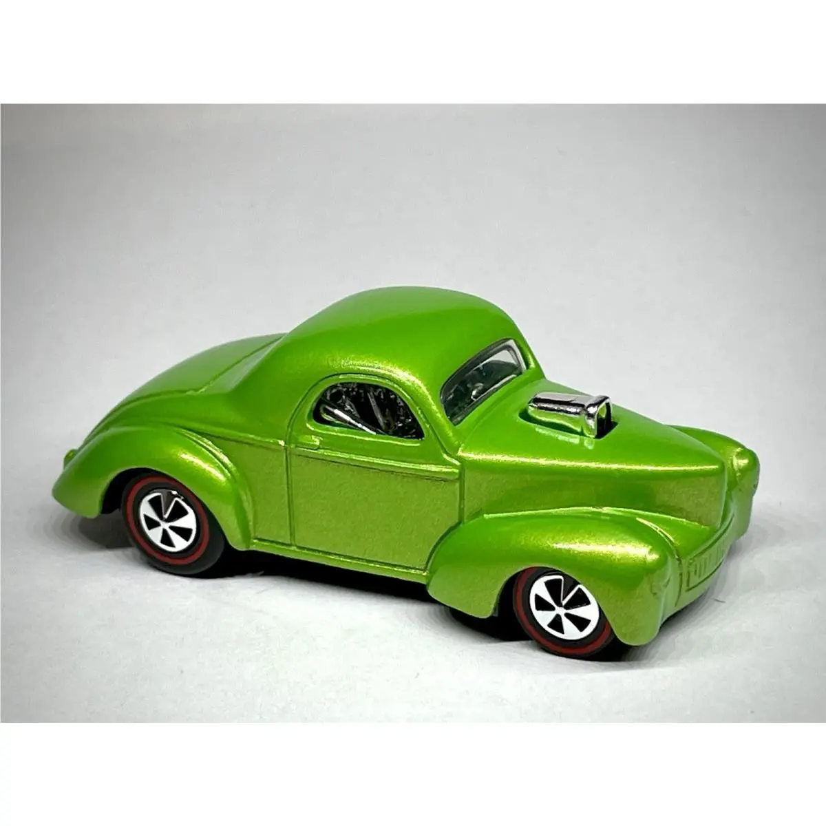 Custom Made Redline Hot Wheels 41 Willlys Custom Made Candy Green Metallic