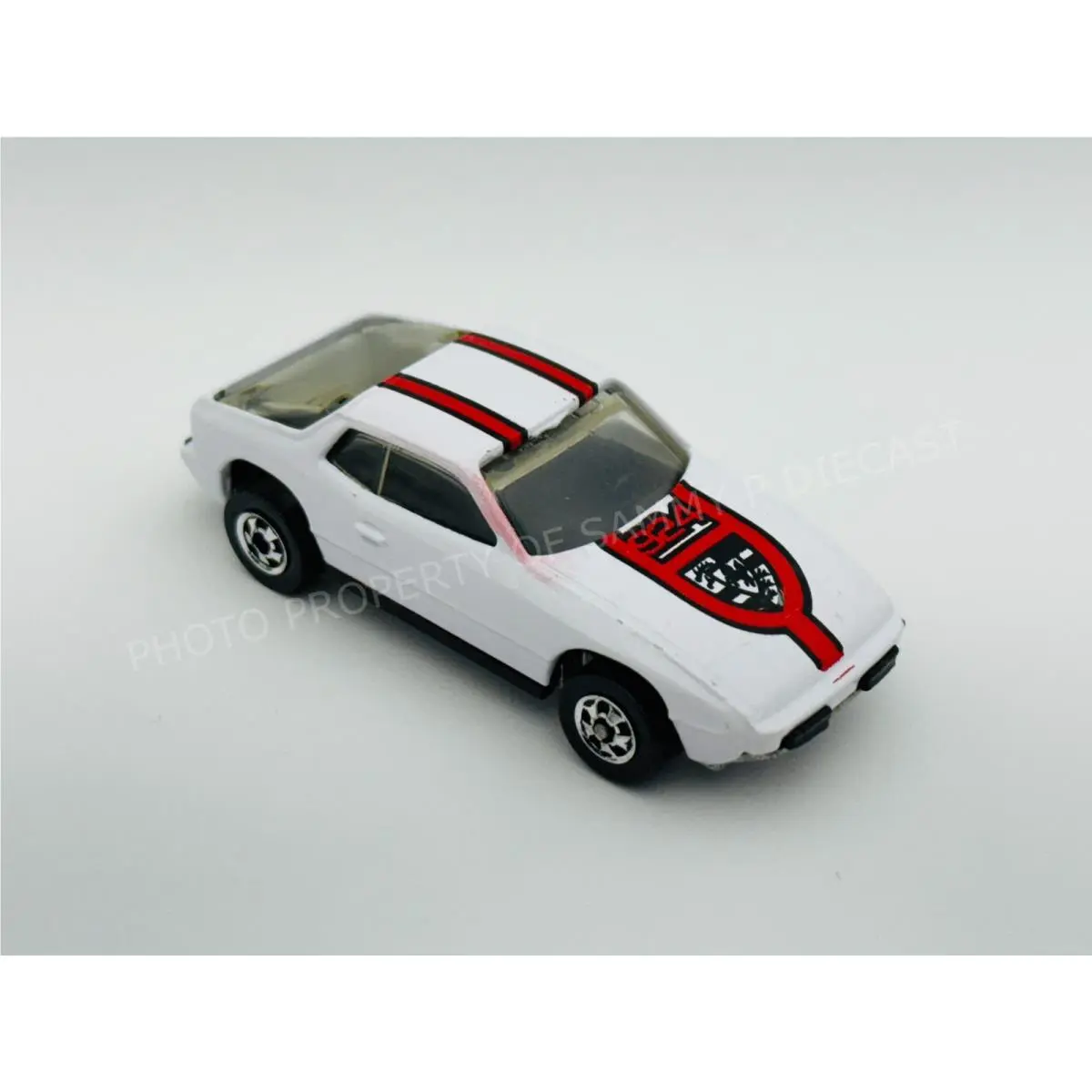 Hot Wheels French Blackwall Upfront 924 White Made in France