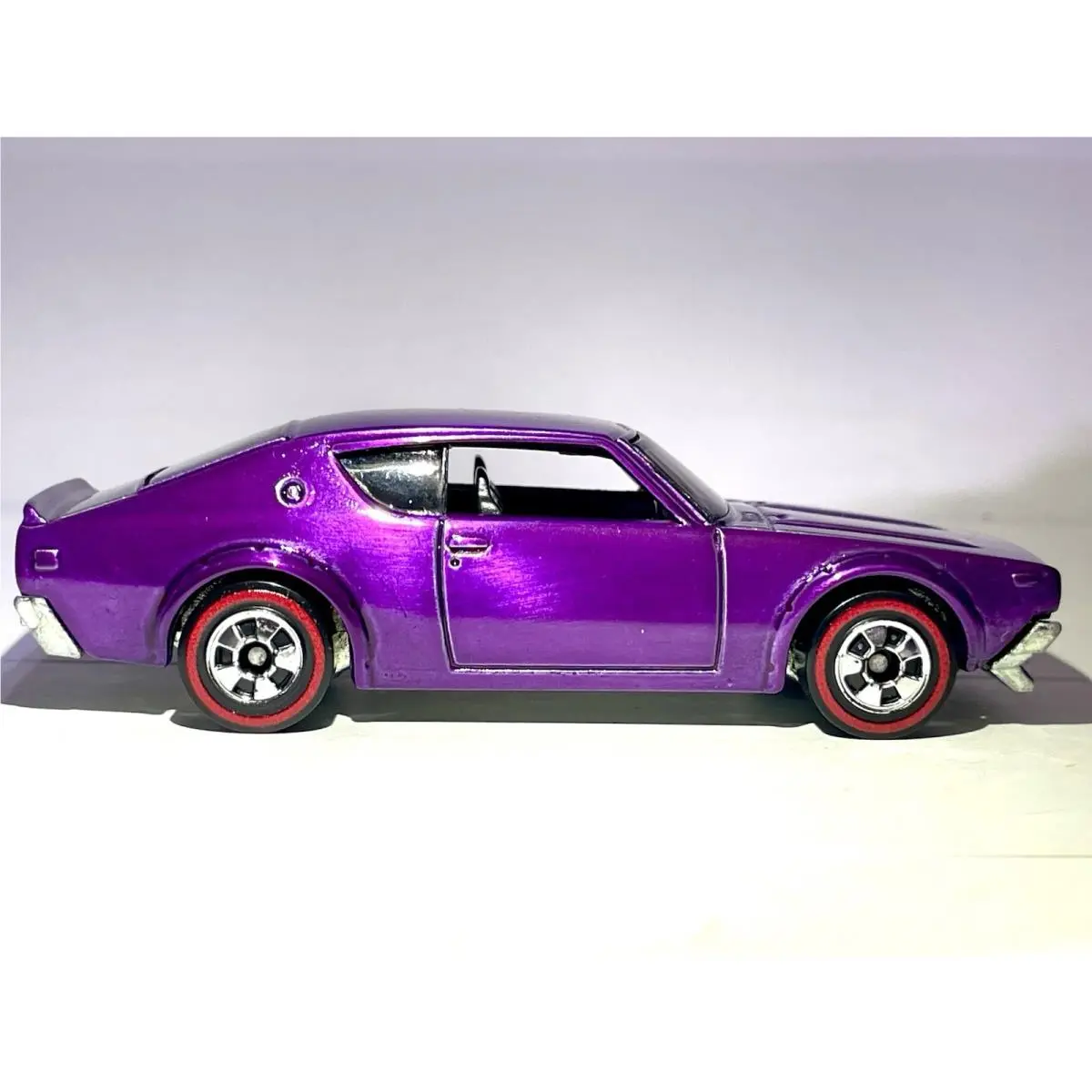 Nissan Skyline 2000GT-R Redline 2015 Hot Wheels 1:64 “custom Made Spectraflame”