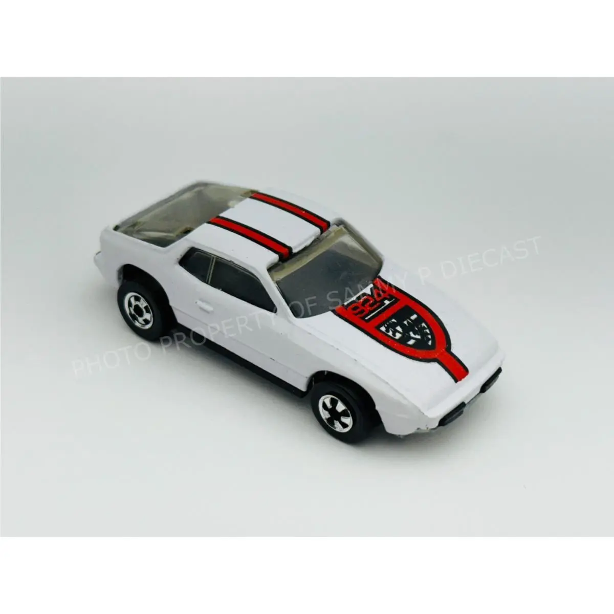 Hot Wheels French Blackwall Upfront 924 White Made in France