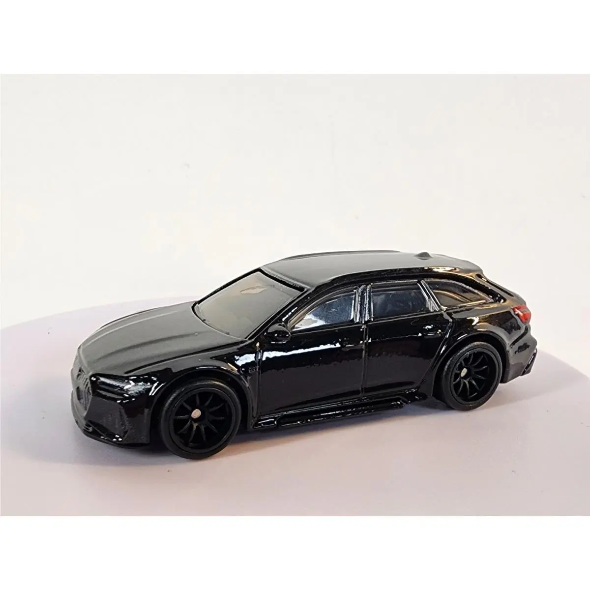 Hot Wheels / Premium Car Culture / Fast Wagons / Audi RS 6 Avant 0/5 Chase/ L1