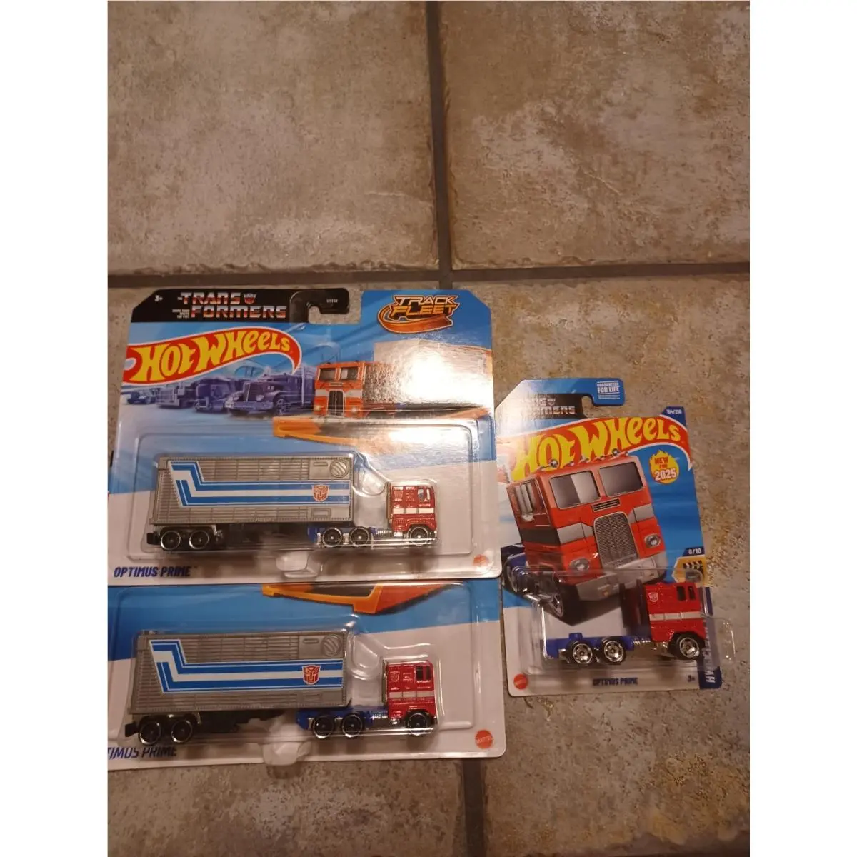 2 Hot Wheels Transformers Optimus Prime Track Fleet 1 2025 First Edition