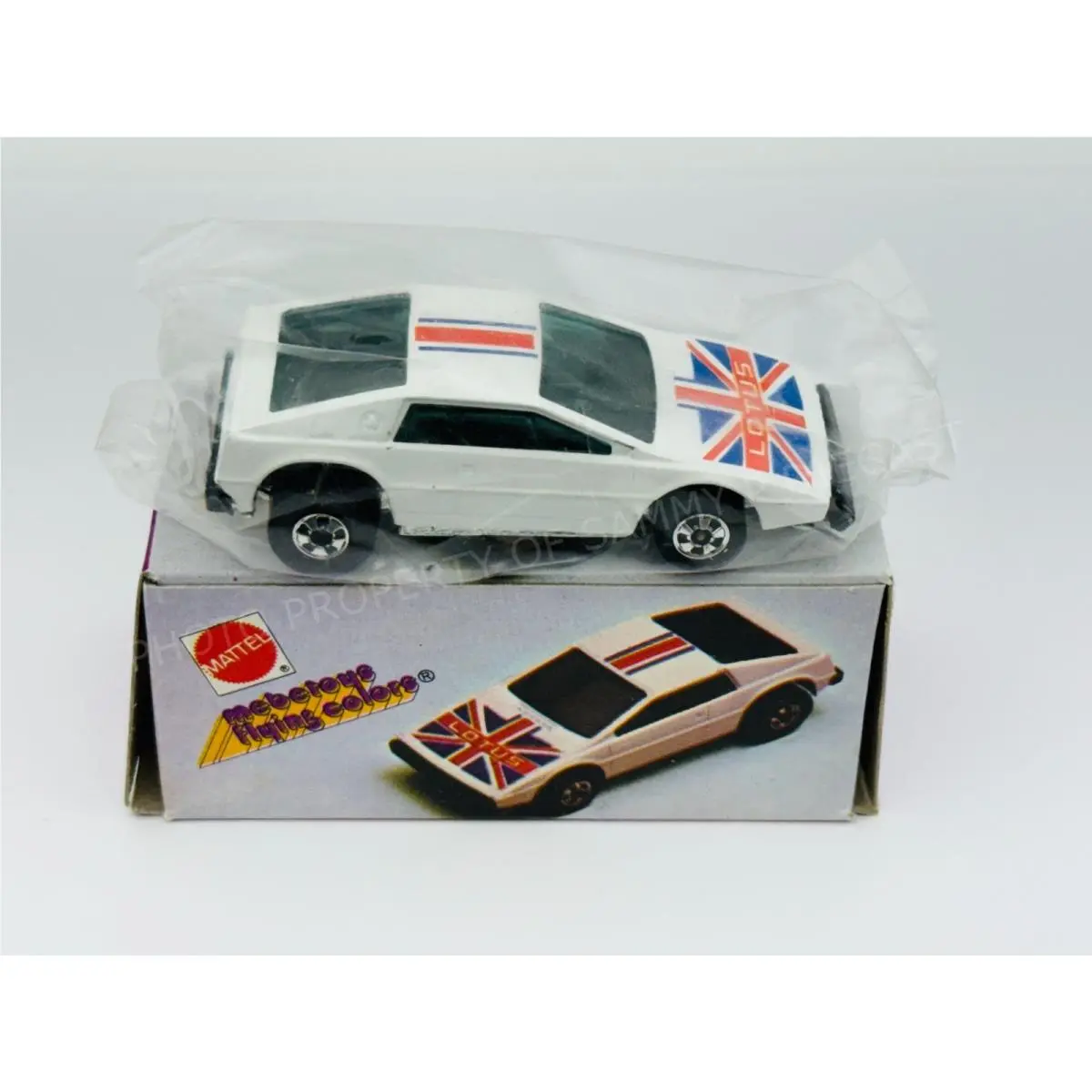 Hot Wheels Mebetoys Blackwall Royal Flash White Flying Colors