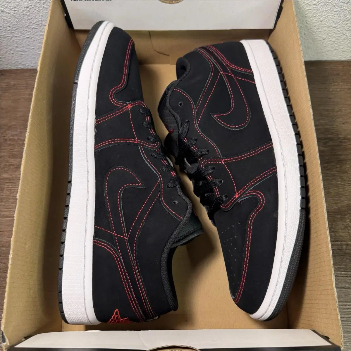 Nike shoes - Nike Air Jordan 1 - Air - 553558-076 - Black 1
