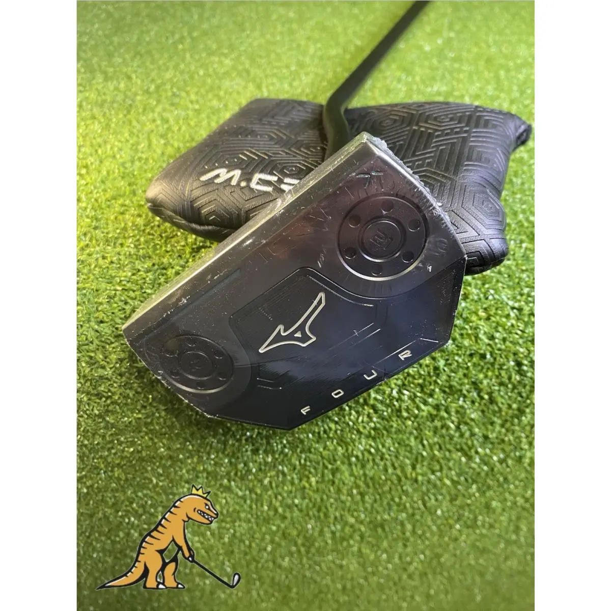 Mizuno M-craft X Four B 35” Mallet Putter + HC M Craft X