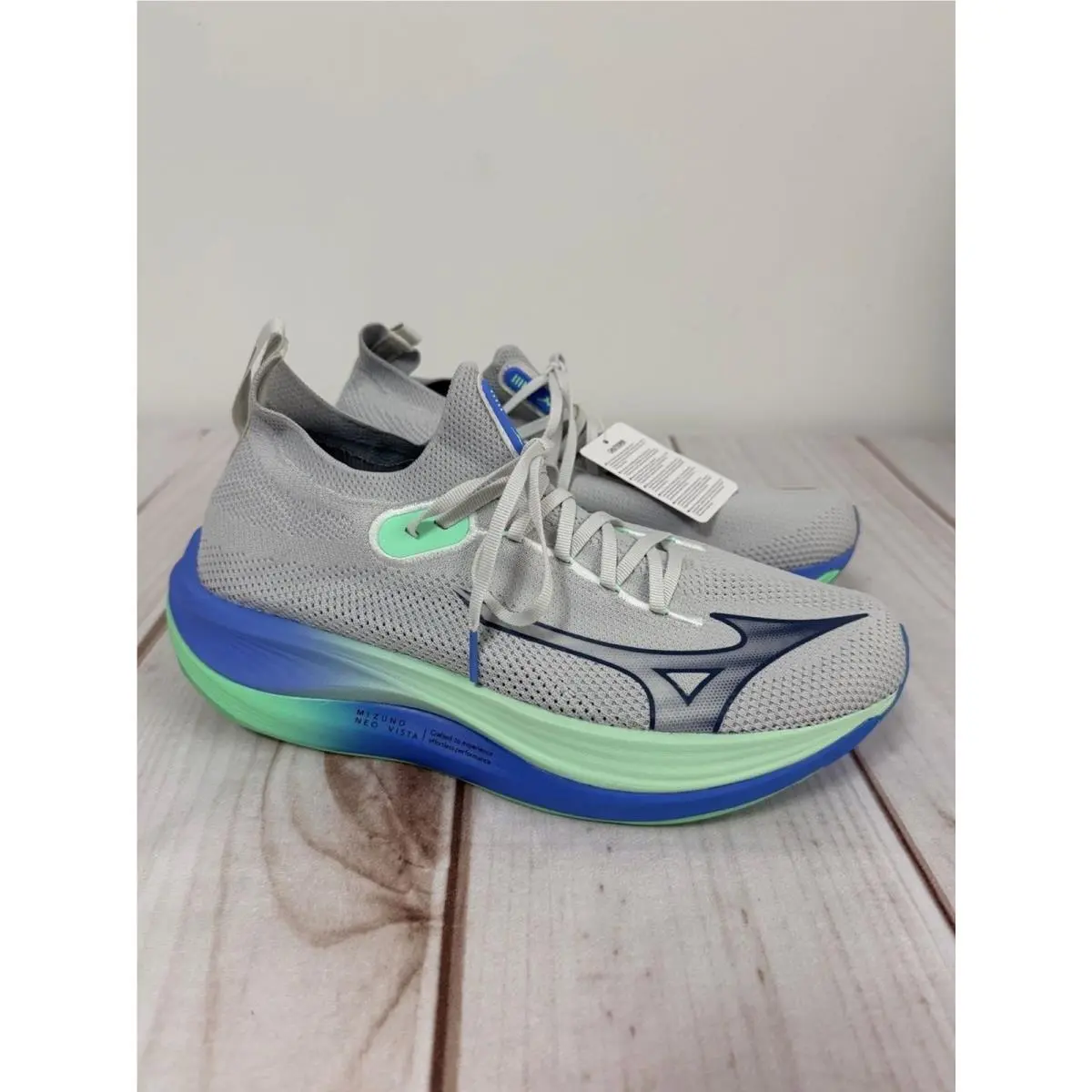 Mizuno Mens`s Neo Vista Running Shoes Size 10.5 Gray Lace Up Lightweight