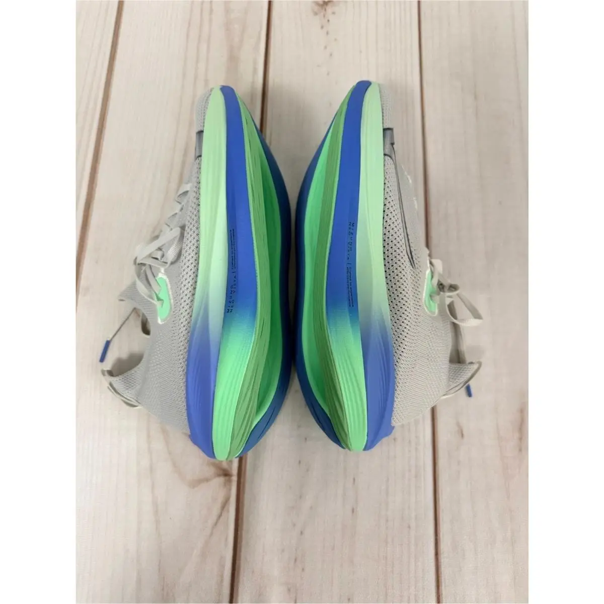 Mizuno shoes - Gray 2
