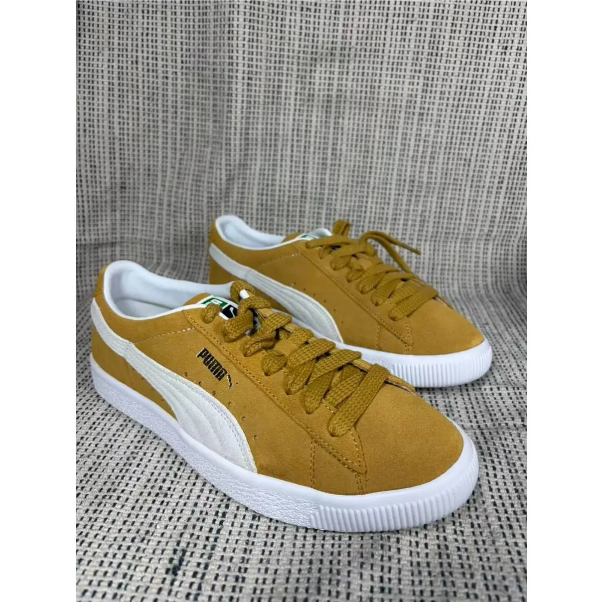Puma shoes - PUMA Suede - Suede - 374921-01 - Yellow 19