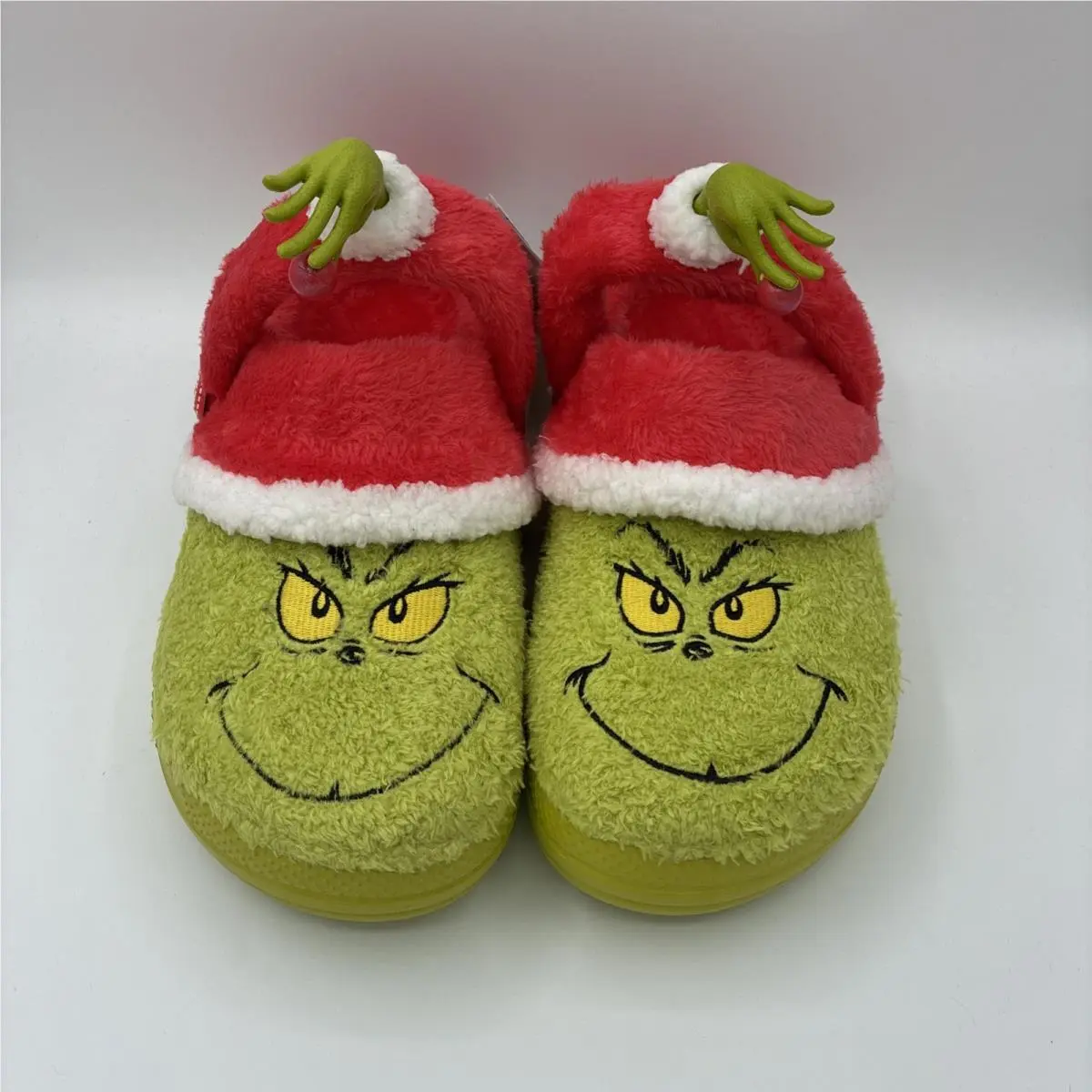 Crocs The Grinch Classic Lined Clog Green Red 211688-90H Men`s Size 13