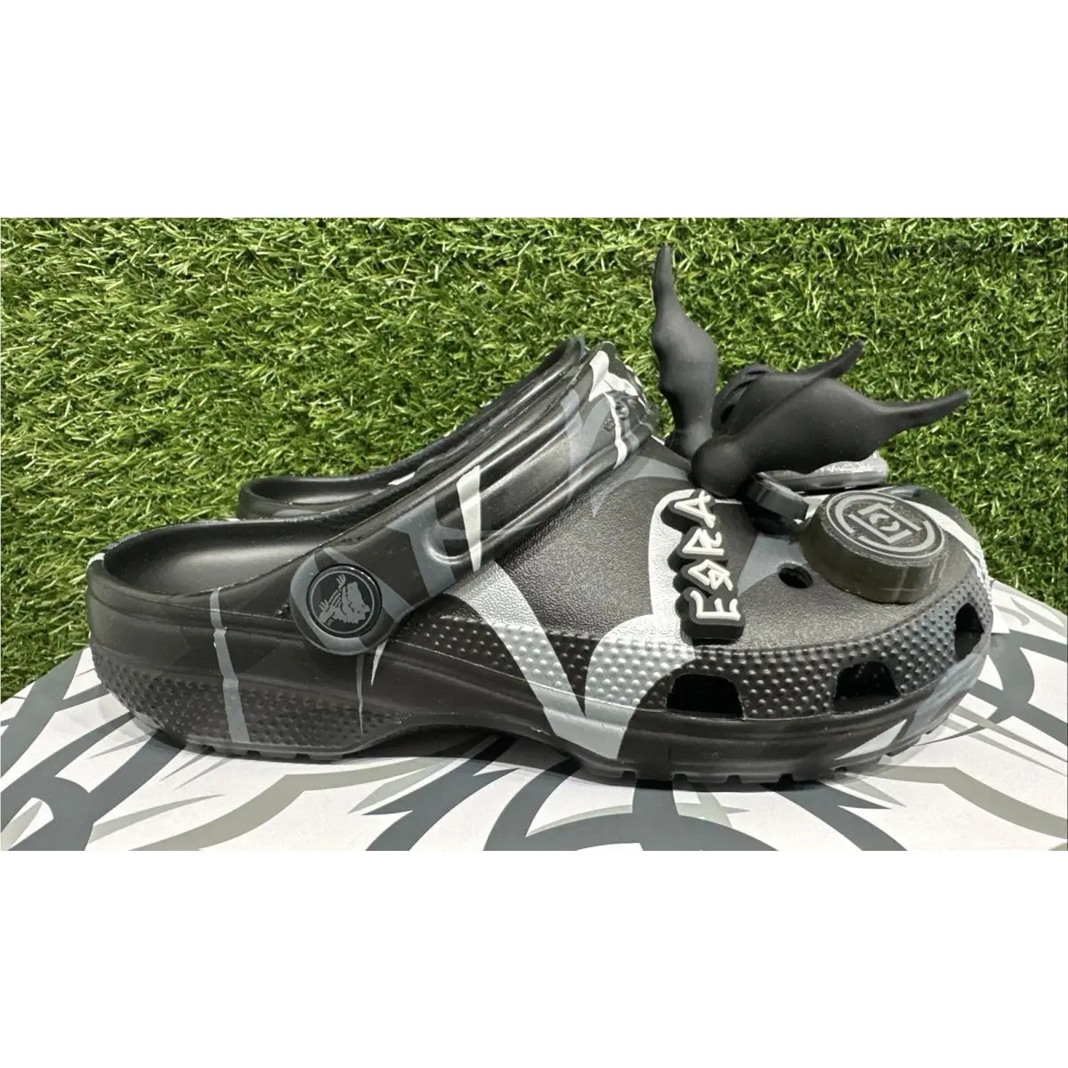 Crocs shoes - Crocs Classic - Classic - 208700-001 - Black 3