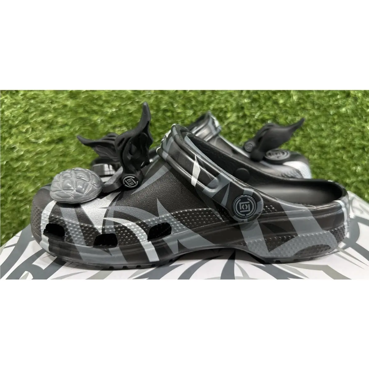 Crocs shoes - Crocs Classic - Classic - 208700-001 - Black 5