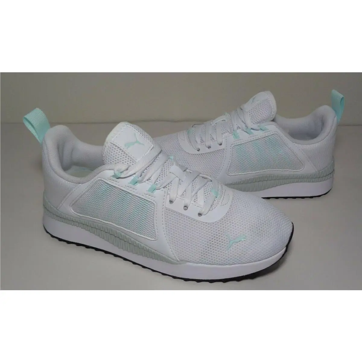 Size 7.5 M Pacer Net Cage White Green Sneakers Women`s Shoes by Puma