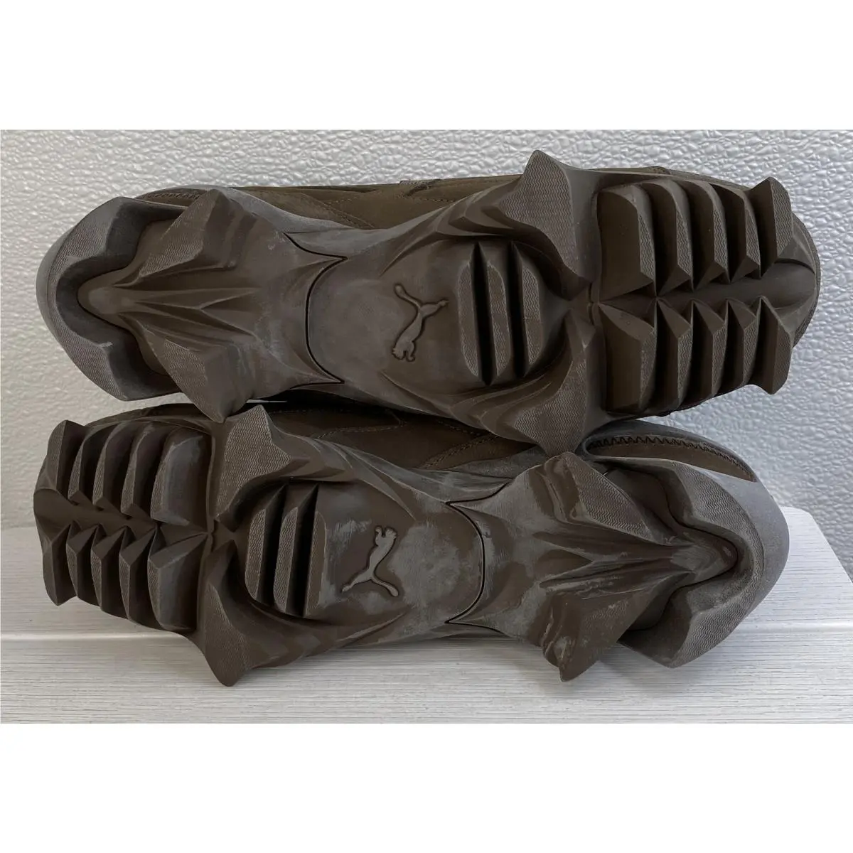 Puma shoes - Brown 3