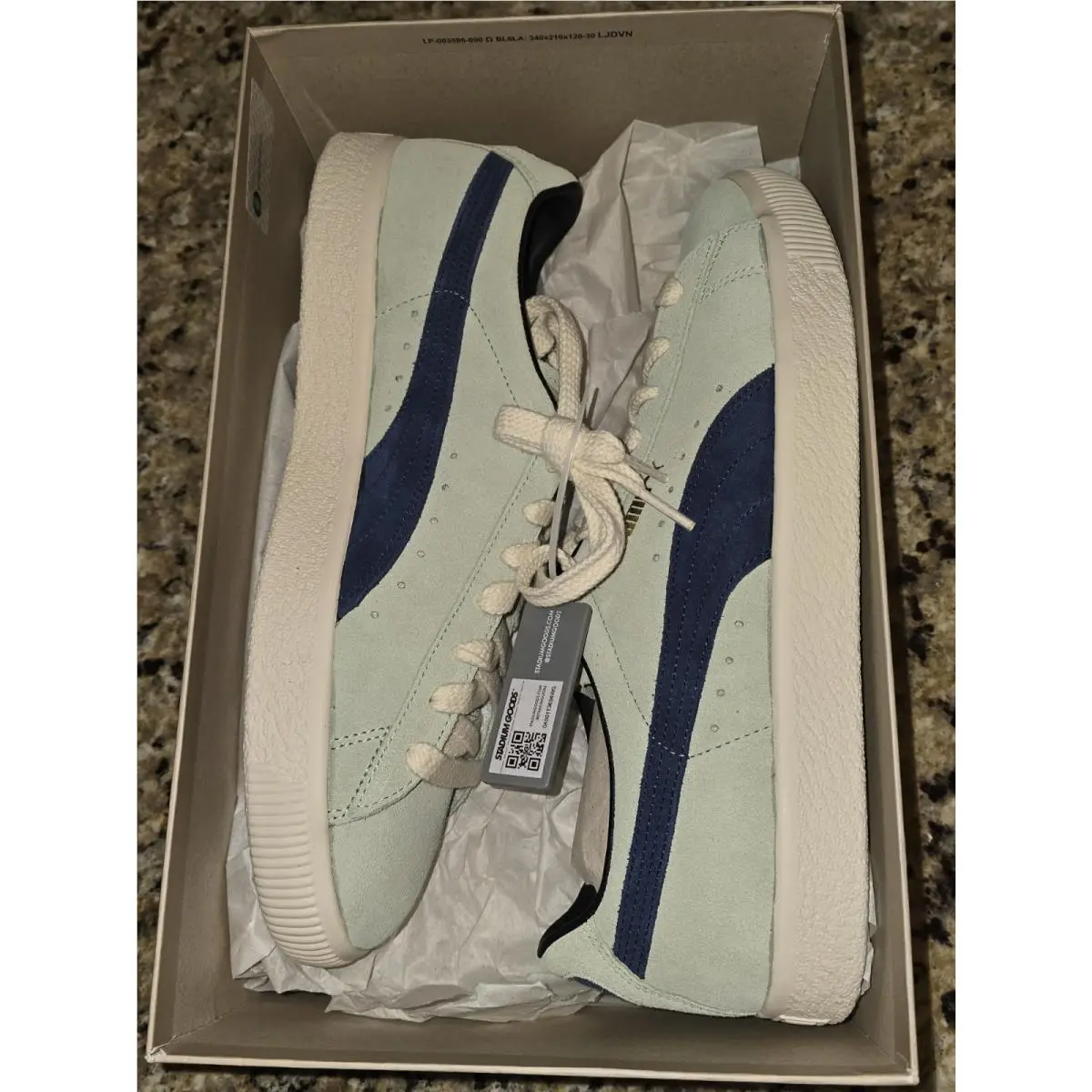 Suede Vintage Mint Frosted Ivory Navy Mens SZ 12 by Puma