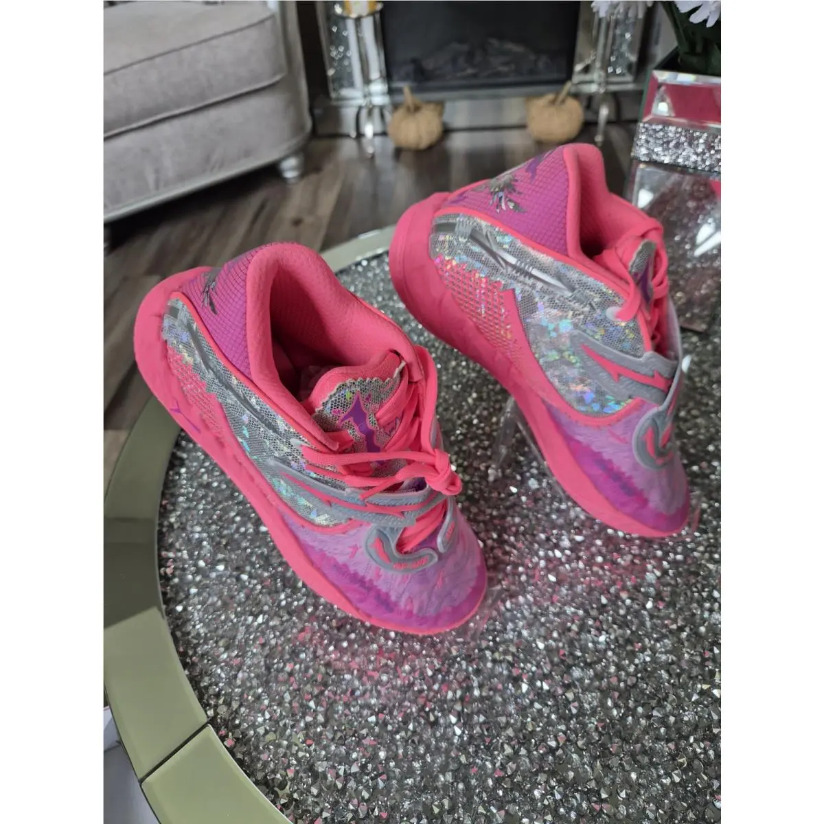 MB.05 World Tour Men`s 8/WOMEN`S 9.5 by Puma
