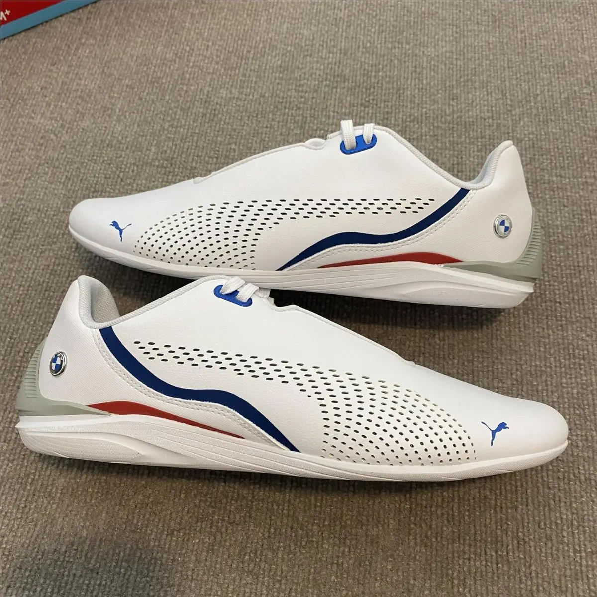 Puma shoes - PUMA BMW MMS Drift Cat Decima - White 0