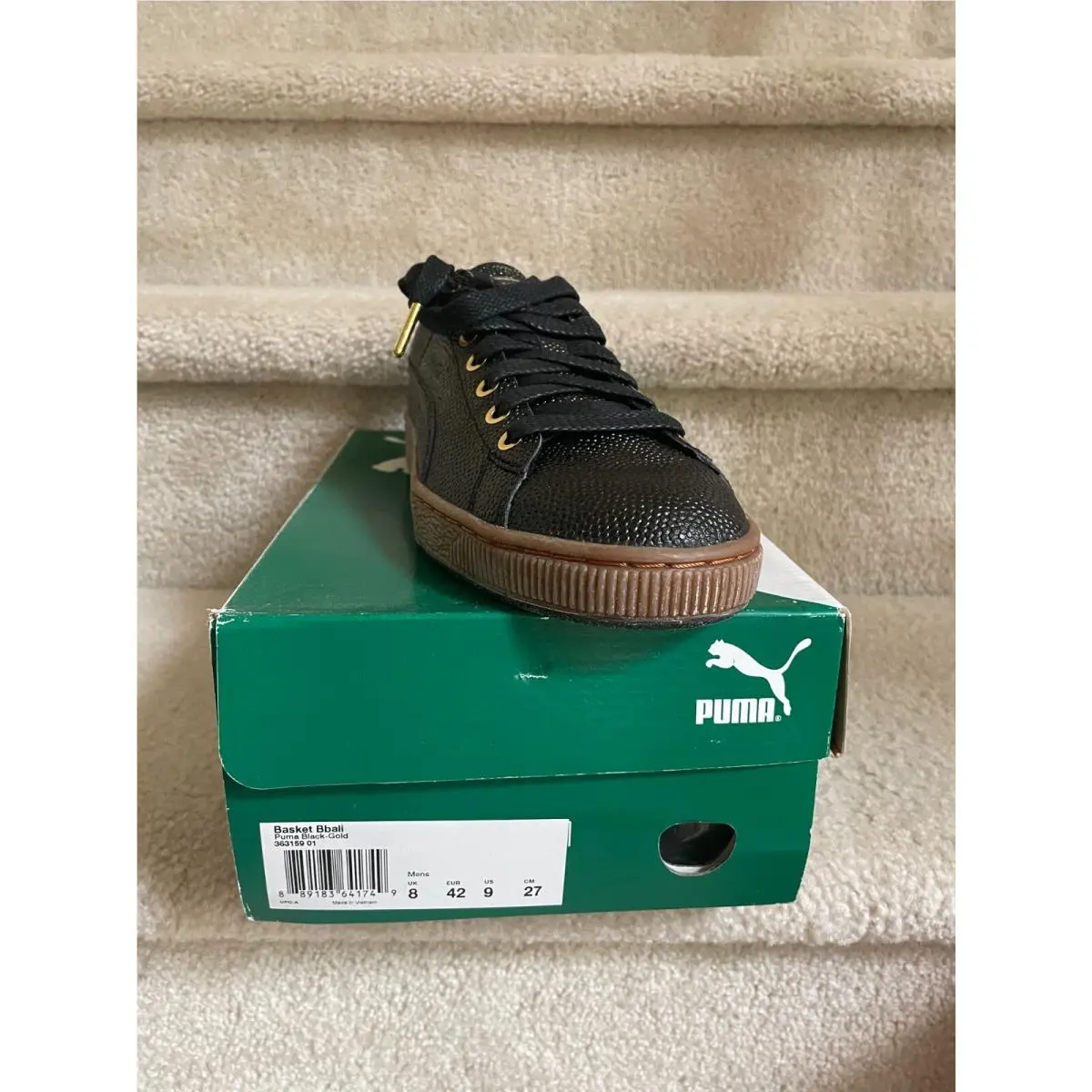 Classic Basketball Shoes Black-gold US Size 9 by Puma