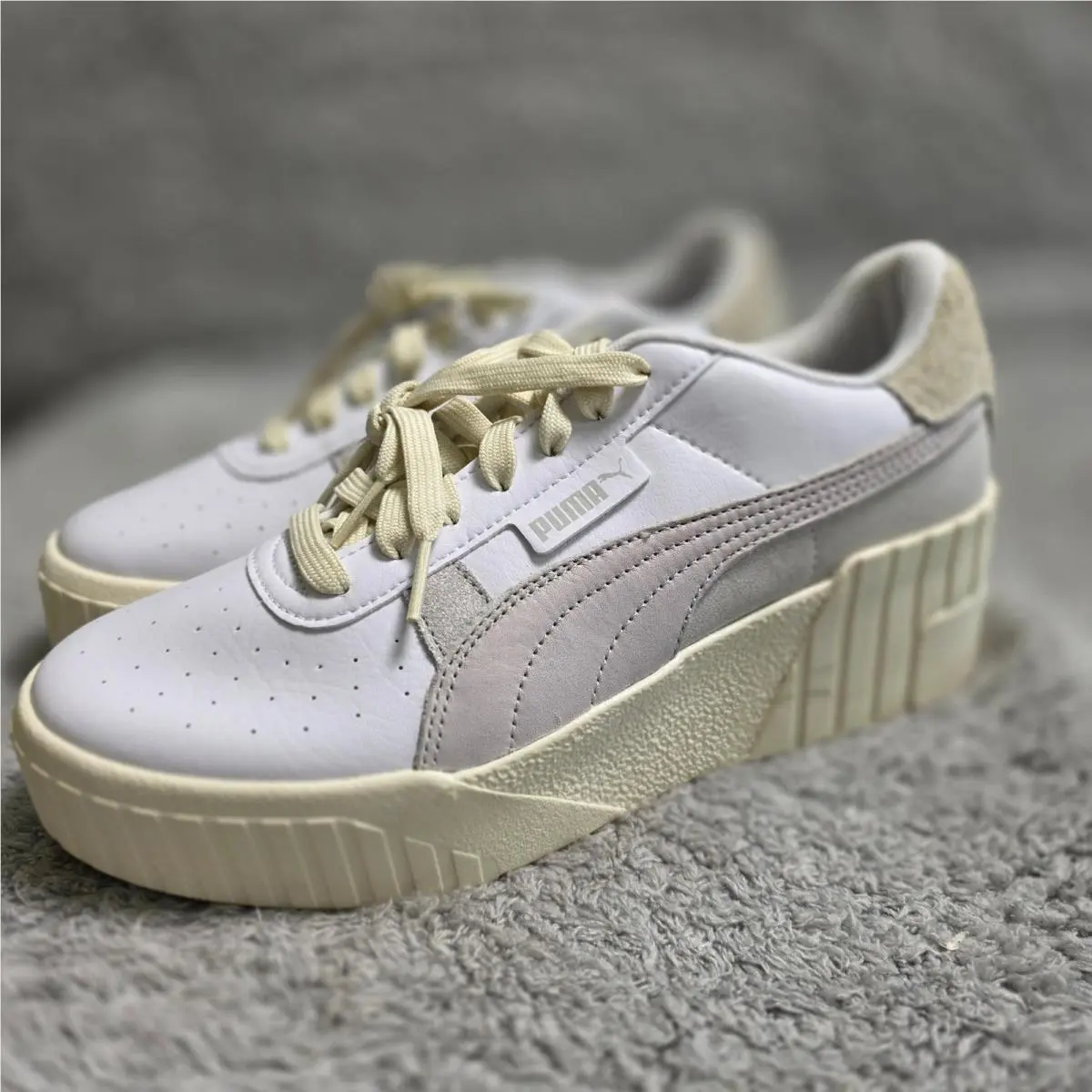 Women`s Calı Wedge Sneakers White Beige Platform Size 10 EU 41 by Puma