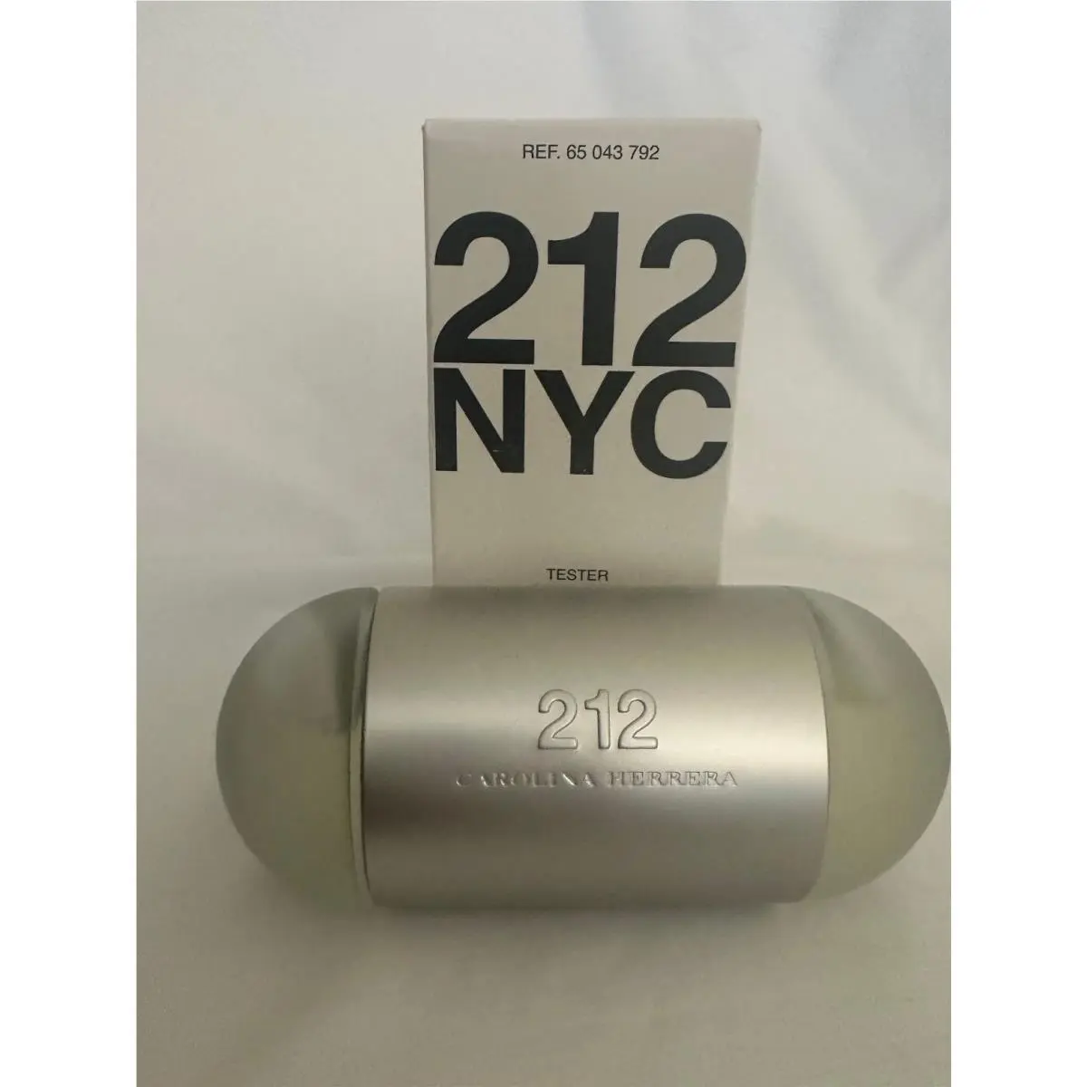 212 Nyc  3.4 oz/100 ml t Read Description by Carolina Herrera
