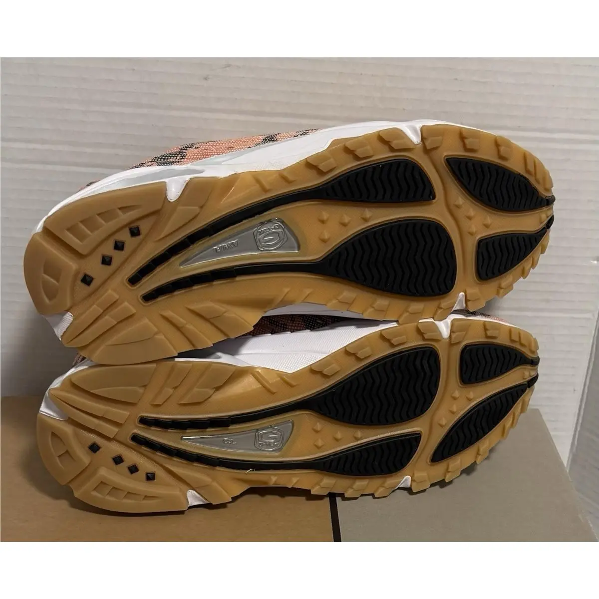 Nike shoes - Regards Collection - Regards Collection - Pink Quartz (UPC: 196153965522) 4