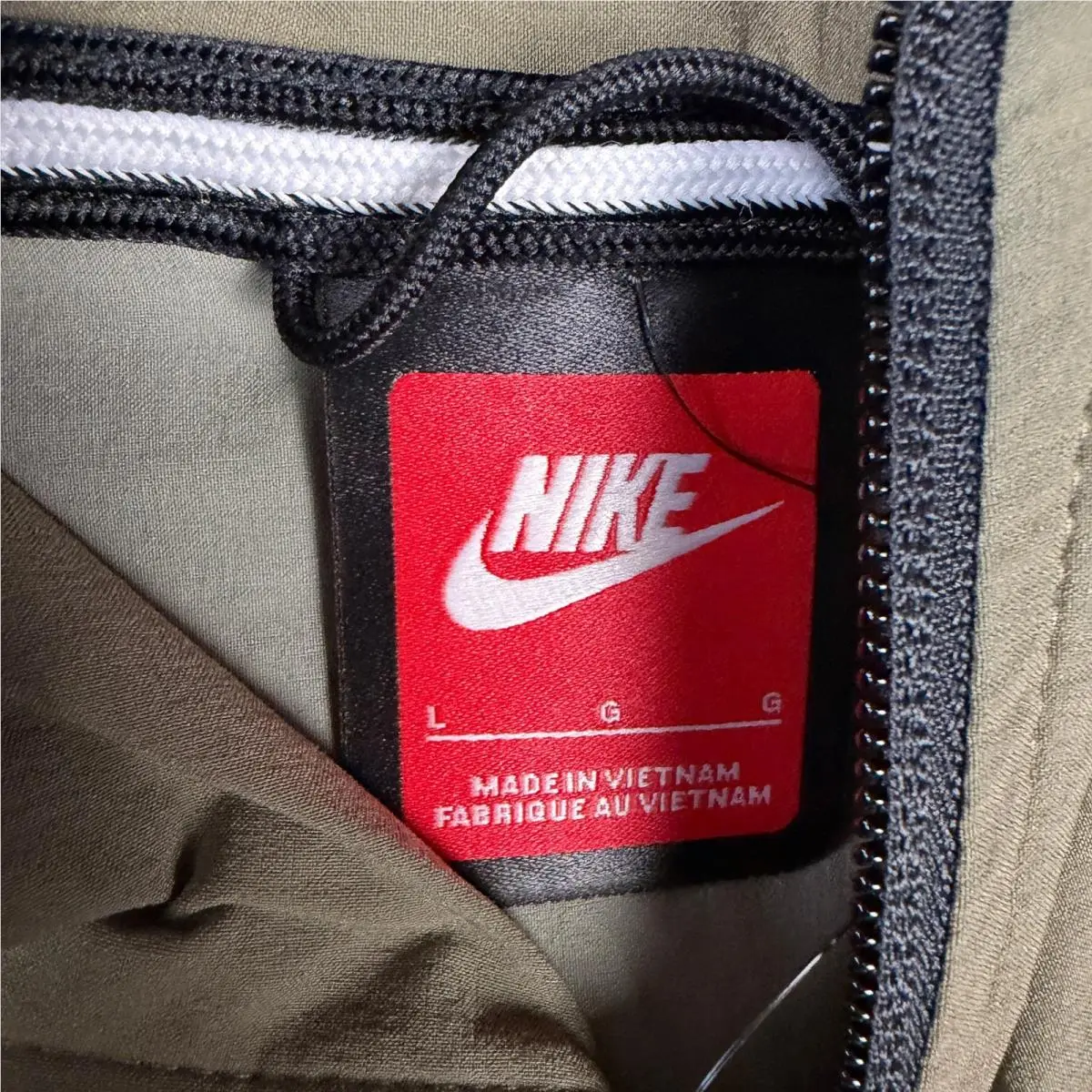 Nike clothing - Green 2