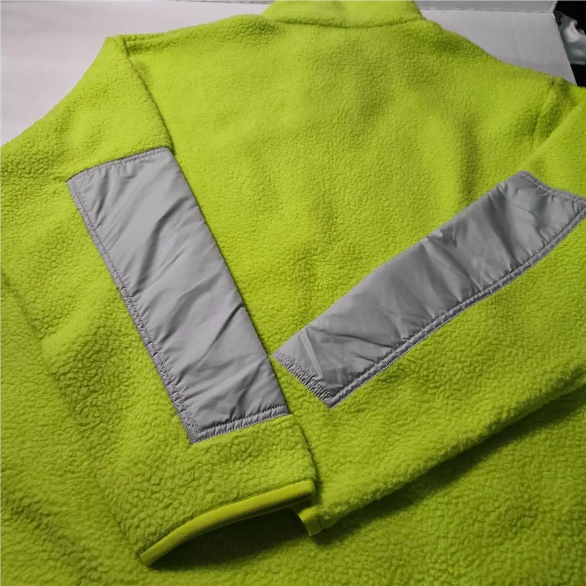 Nike clothing - Yellow 12