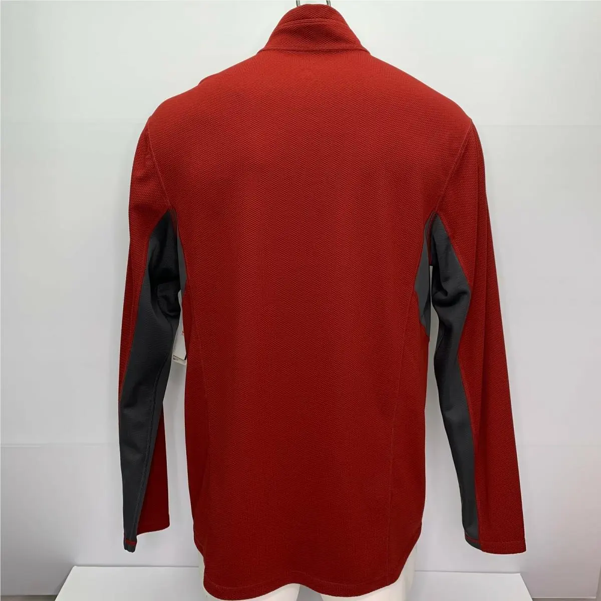 Nike clothing - Nike ACG - ACG - ACGM0821 - Red 10