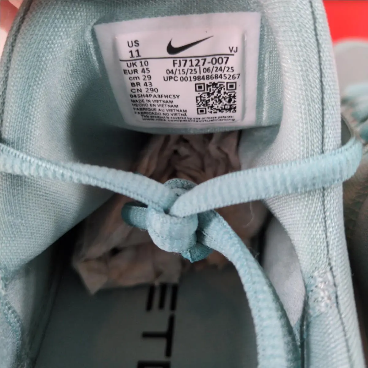 Nike shoes - Blue 4