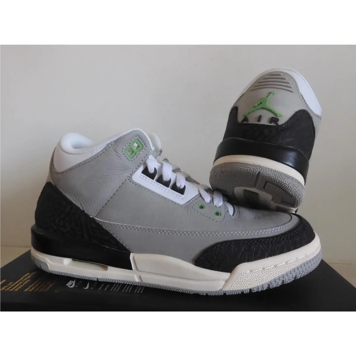 Nike shoes - Air Jordan 3 - Air - 398614 006 - Gray (UPC: 191887993674) 1