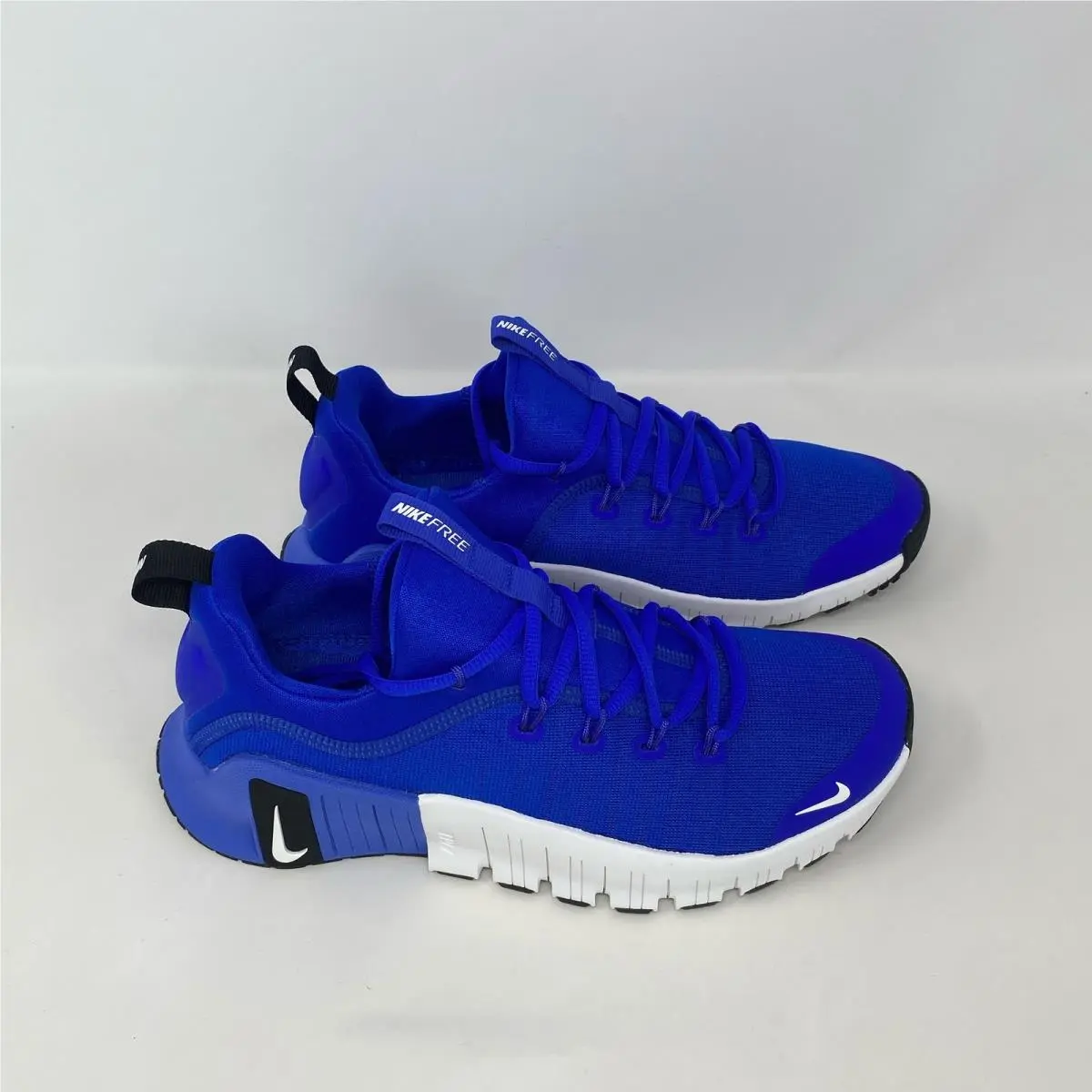 Nike shoes - Blue (UPC: 0197862742435) 0