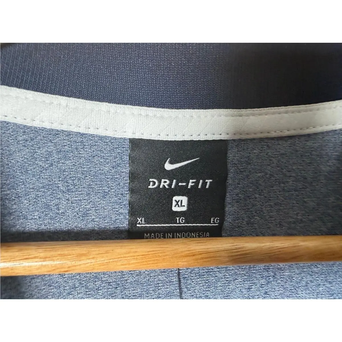 Nike clothing - Nike Dri-Fit - Blue 3