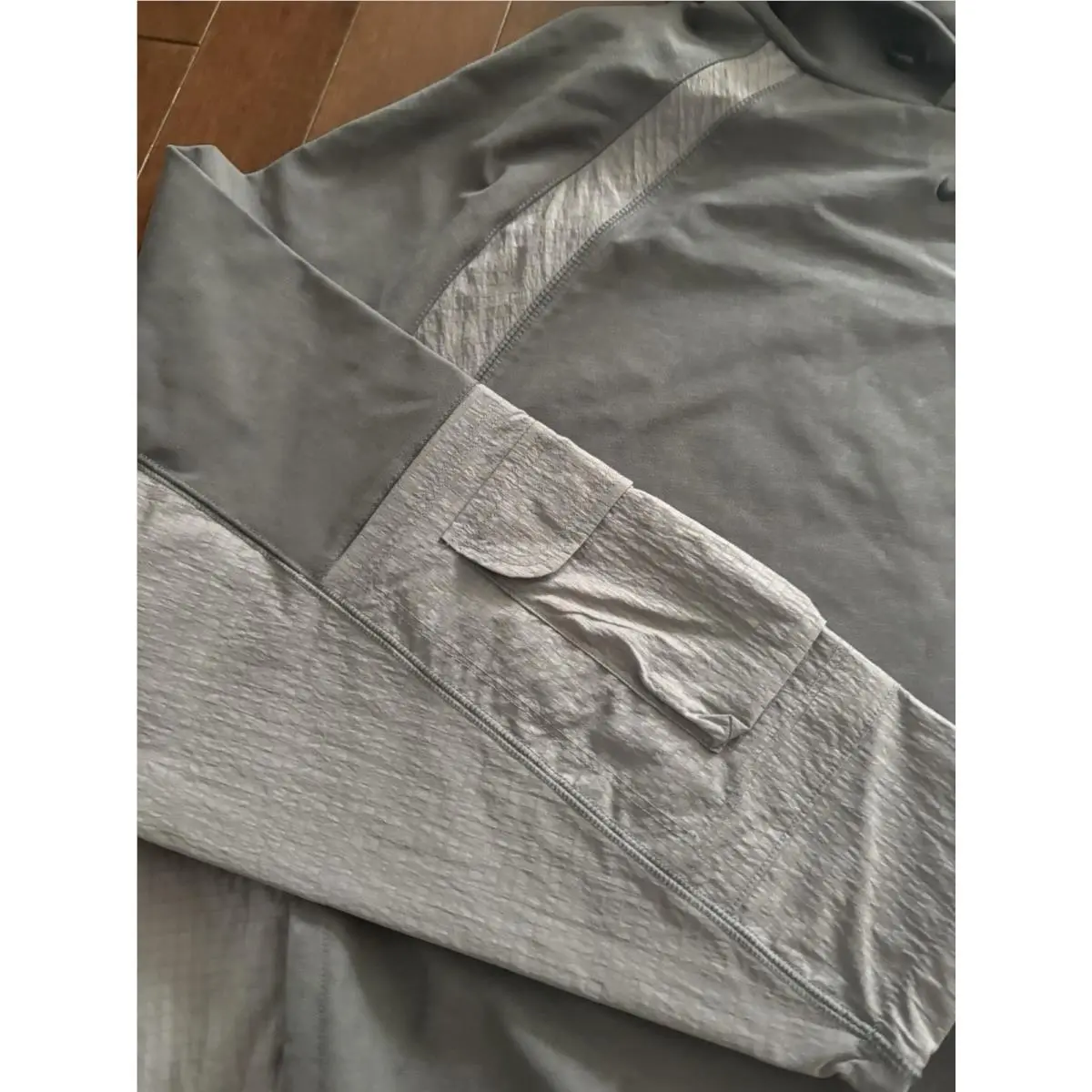 Nike clothing - Nike Tech Runner - Tech Runner - Gray 3