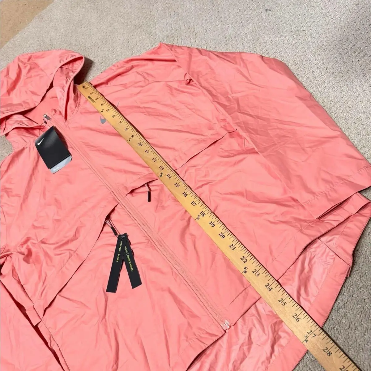 Nike clothing - Coral 3